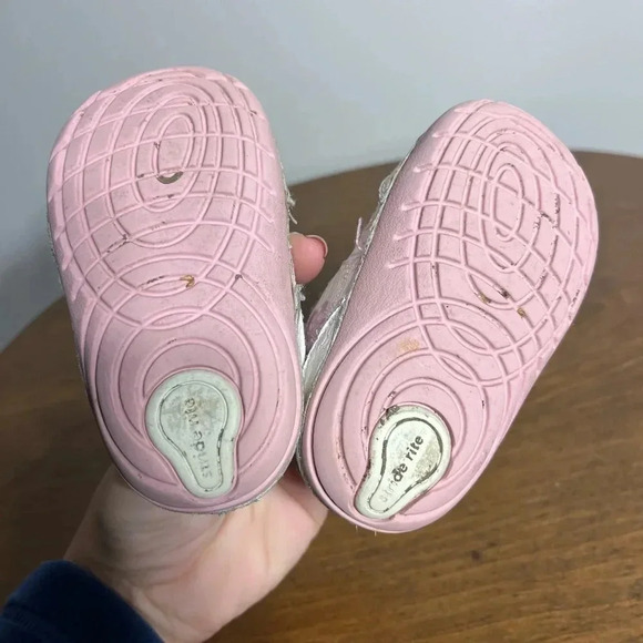 Stride rite sz 4.5w baby shoes - Picture 2 of 6